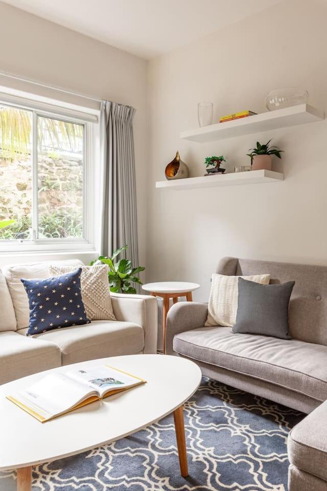 Kirribilli Dreaming - An Iconic Escape *